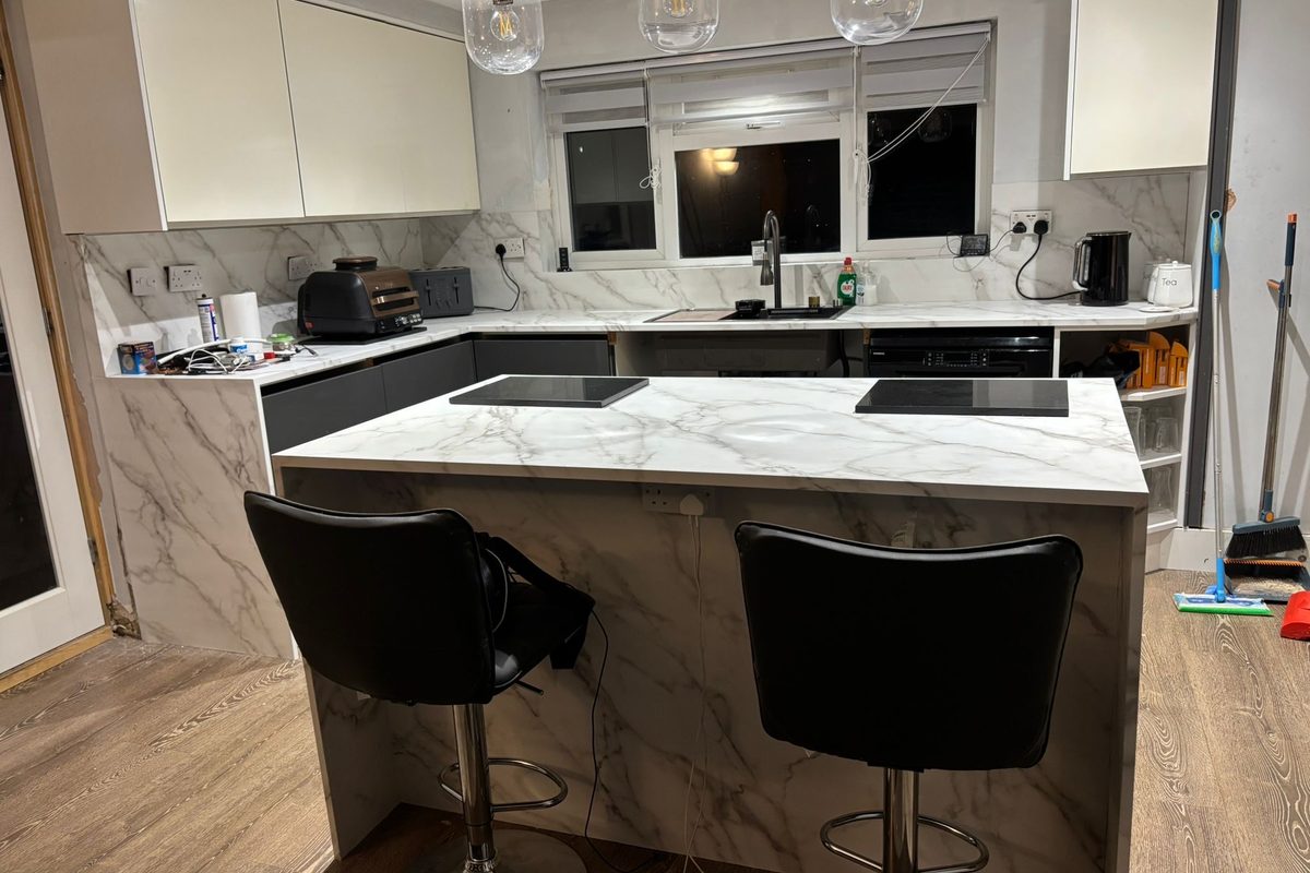 White marble kitchen wrap Cambridge