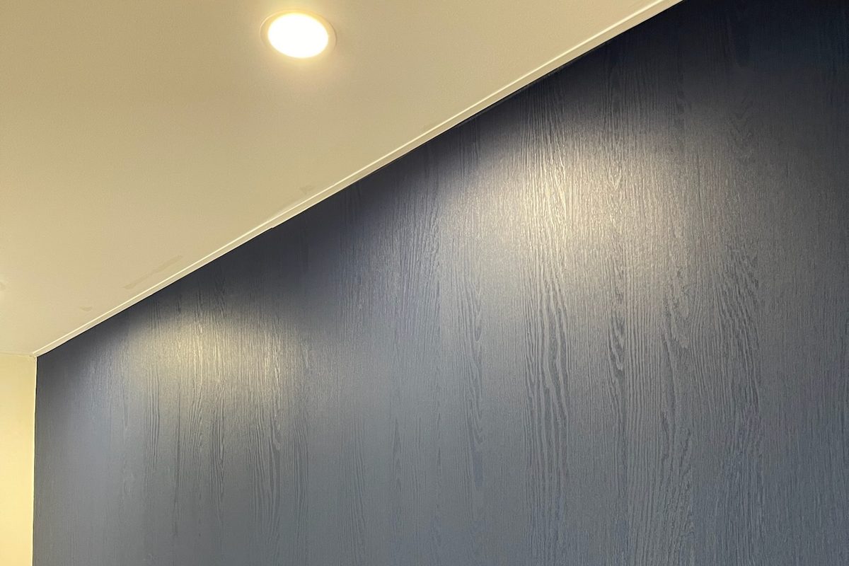 Reception wall · Blue wood effect